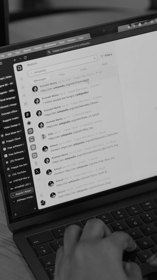 Searching messages in Raven on a laptop